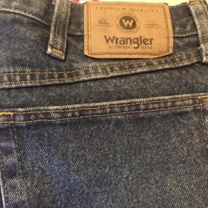 Wrangler Men's Jeans  (relaxed fit)  size 35x34